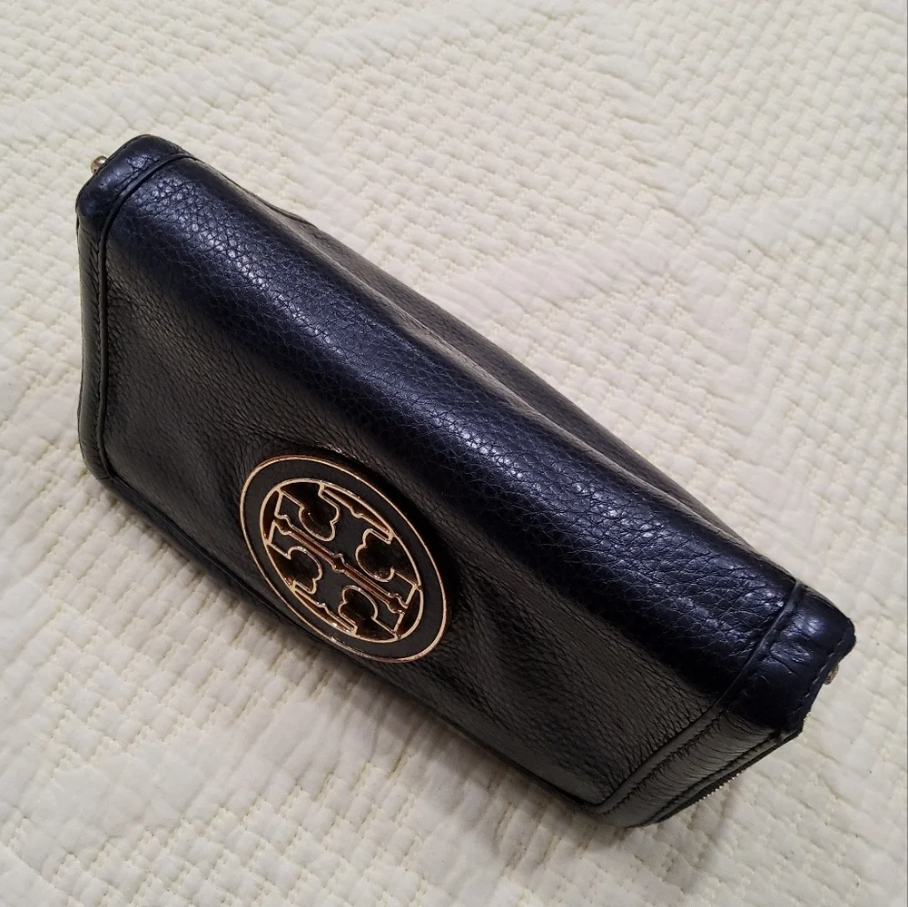 Tory Burch Black Leather Zip-Around Wallet